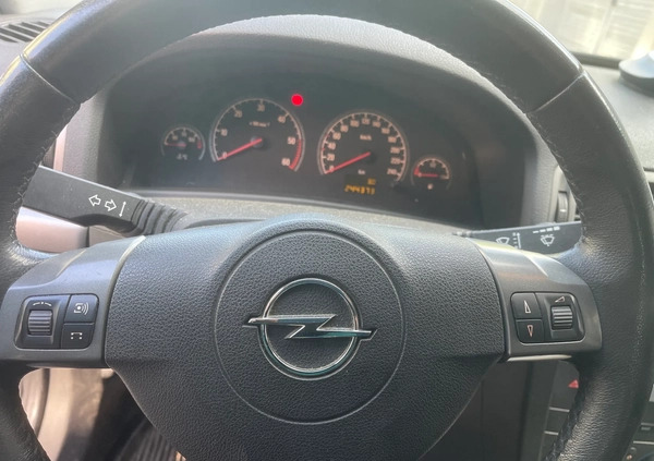 Opel Vectra cena 10500 przebieg: 244365, rok produkcji 2007 z Warszawa małe 154
